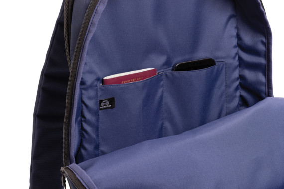 Moderní batoh na 15.6" notebook Impact z 1200D RPET AWARE™