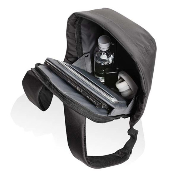 Nedobytný batoh na 15.6" notebook Swiss Peak z RPET AWARE™