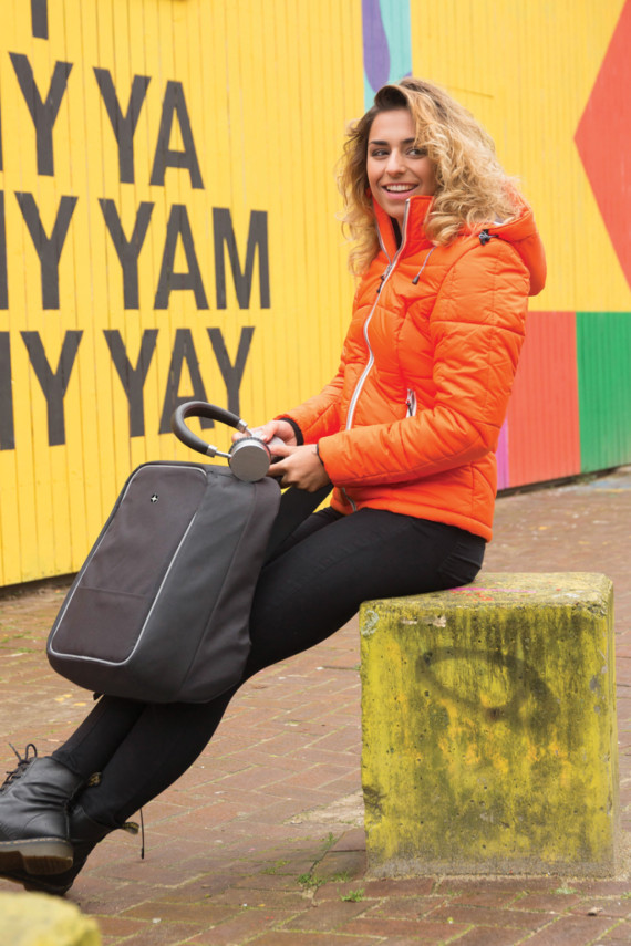 Nedobytný batoh na 15.6" notebook Swiss Peak z RPET AWARE™