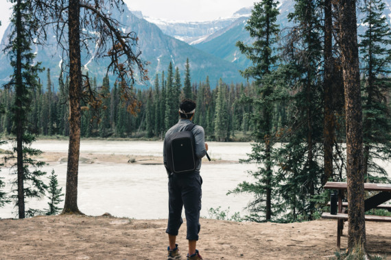 Nedobytný batoh na 15.6" notebook Swiss Peak z RPET AWARE™