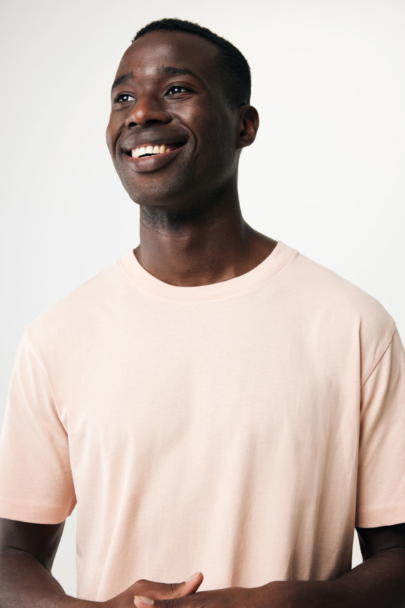 Tričko IQONIQ Kakadu relaxed fit z recykl. bavlny