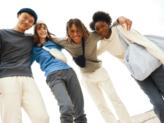 Nebarvená mikina IQONIQ Denali z recykl. bavlny