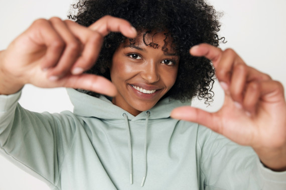 Mikina s kapucí IQONIQ Jasper z recykl. bavlny