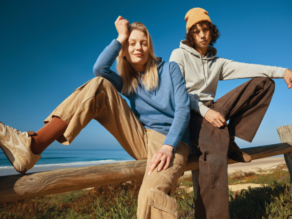 Nebarvená mikina s kapucí IQONIQ Torres z recykl. bavlny