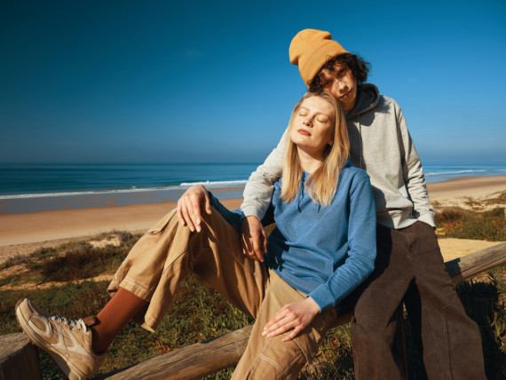 Nebarvená mikina s kapucí IQONIQ Torres z recykl. bavlny