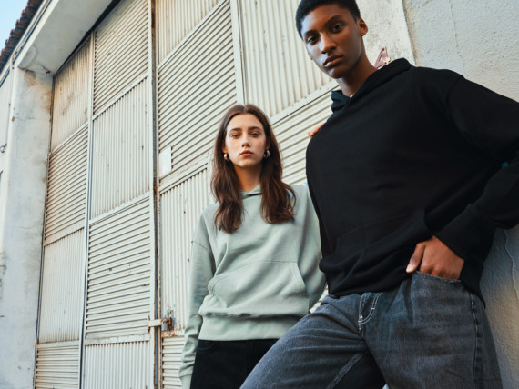 Mikina s kapucí IQONIQ Yoho relaxed fit z recykl. bavlny