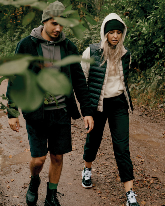 Lehká mikina s kapucí IQONIQ Rila z recykl. bavlny