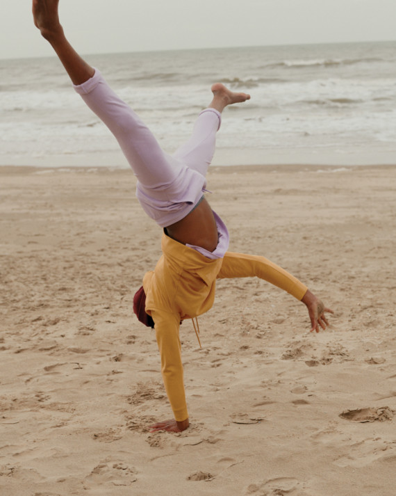 Tepláky IQONIQ Cooper z recykl. bavlny