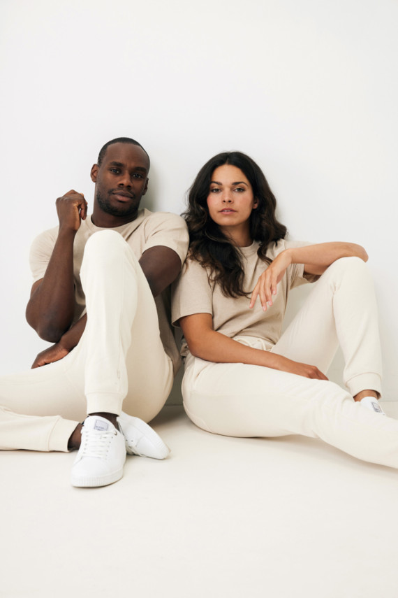 Tepláky IQONIQ Cooper z recykl. bavlny