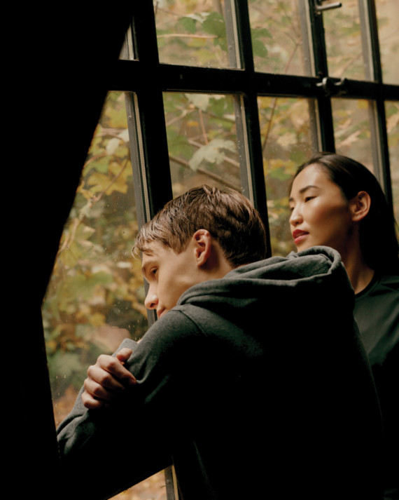 Mikina na zip s kapucí IQONIQ Abisko z recykl. bavlny