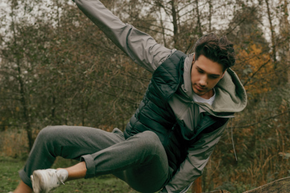 Mikina na zip s kapucí IQONIQ Abisko z recykl. bavlny