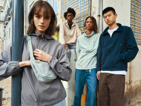 Lehká bunda IQONIQ Logan z recykl. polyesteru