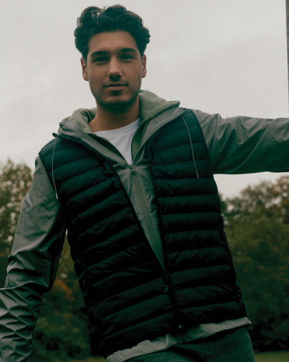 Lehká bunda IQONIQ Logan z recykl. polyesteru