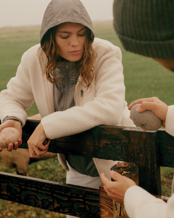 Lehká bunda IQONIQ Logan z recykl. polyesteru