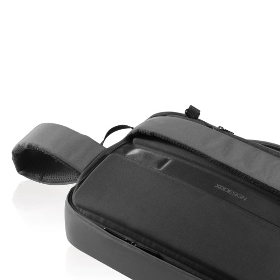 Nedobytný batoh & brašna Bobby Bizz 2.0