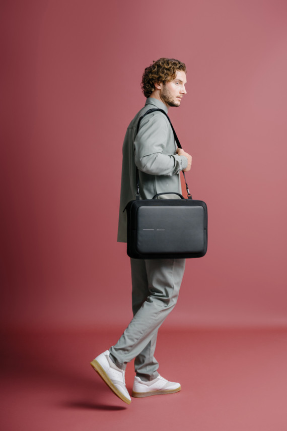 Nedobytný batoh & brašna Bobby Bizz 2.0