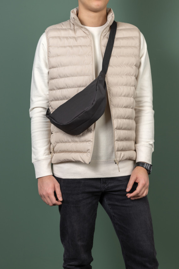 Ledvinka Crescent z RPET AWARE™