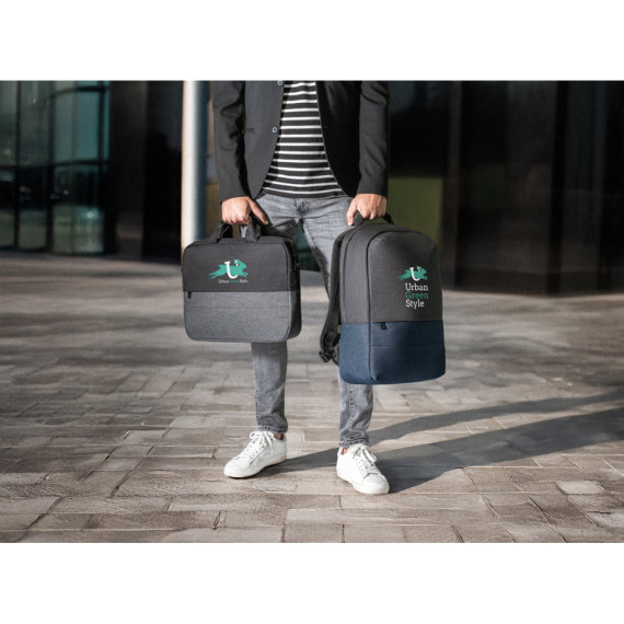 GENOA. Polstrovaná taška na notebook z 600D recyklovaného polyesteru s vysokou hustotou 15"