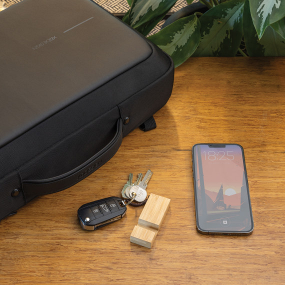 Bambusová klíčenka se stojánkem na telefon