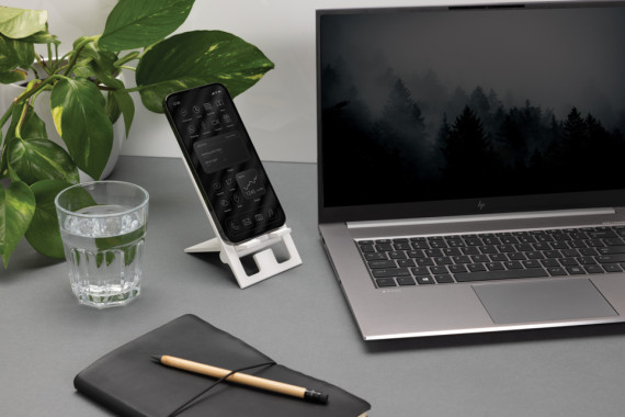 Skládací stojánek na telefon SnapStand z RCS recykl. plastu