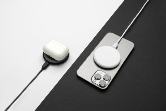 Nabíjecí podložka 3v1 15W Magnapad z RCS recykl. plastu