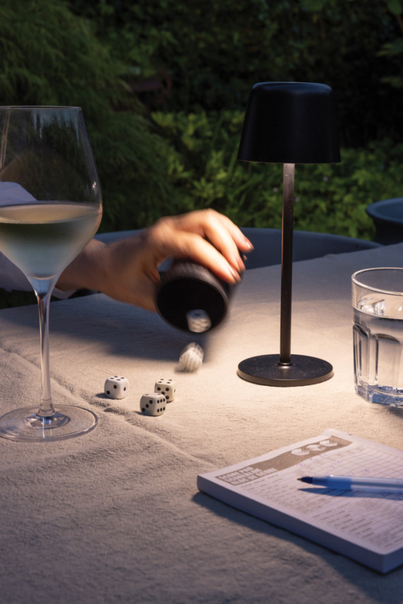 USB dobíjitelná stolní lampa Zenic z RCS recykl. plastu