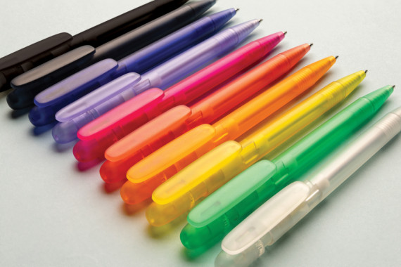 Průhledné pero Devin z GRS recykl. ABS