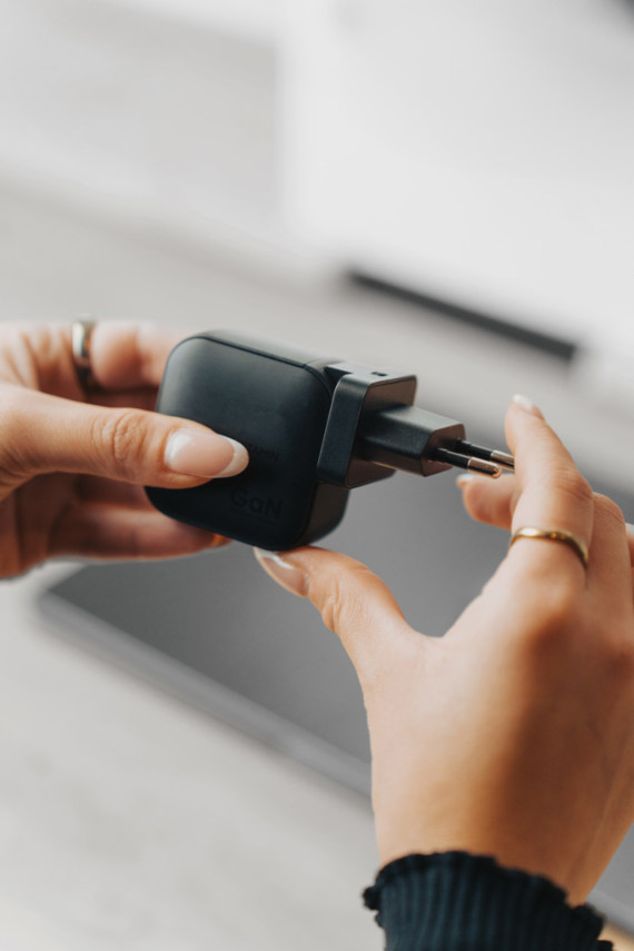 Urban Vitamin Monterey RCS recykl. plast. 20W nabíječka GAN