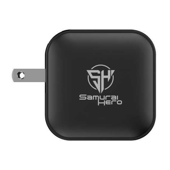 Urban Vitamin Santa Cruz RCS recykl. plast 70W nabíječka GAN