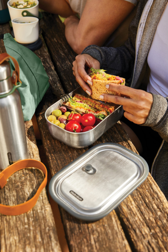 Velká nerezová krabička na jídlo Black+Blum