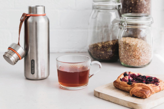 Malá termo láhev na vodu 500ml Black+Blum