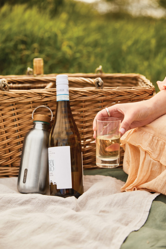 Ocelová láhev na vodu 600ml Black+Blum