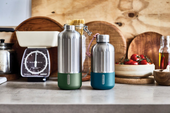 Velká termo láhev Explorer 850ml Black+Blum