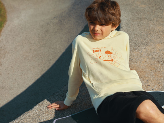 Dětská mikina s bočními kapsami IQONIQ Yengo z rec. bavlny