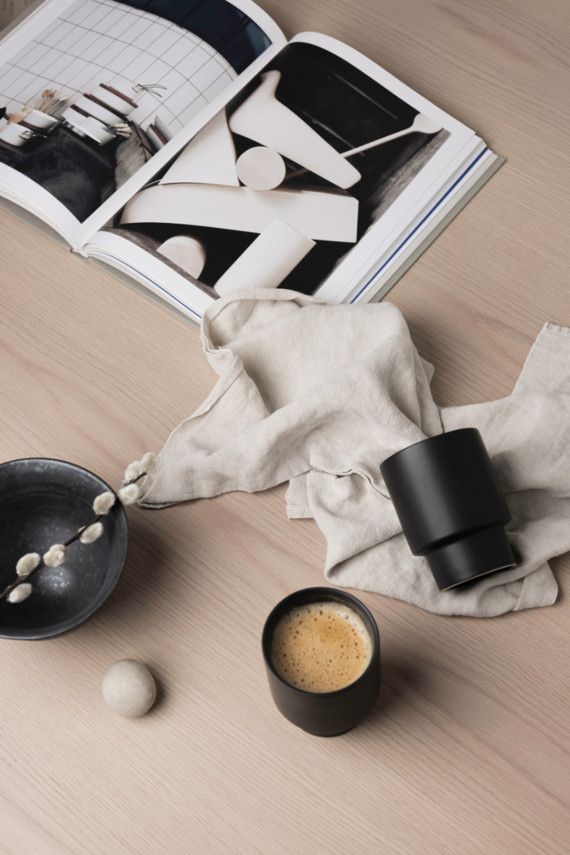 Hrnek VINGA Nagano z RCS