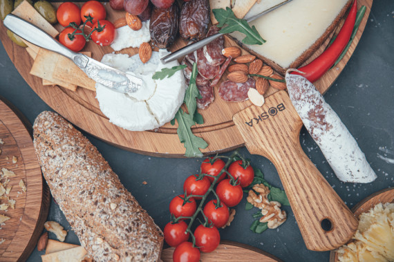 Servírovací prkénko kulaté BOSKA Amigo L