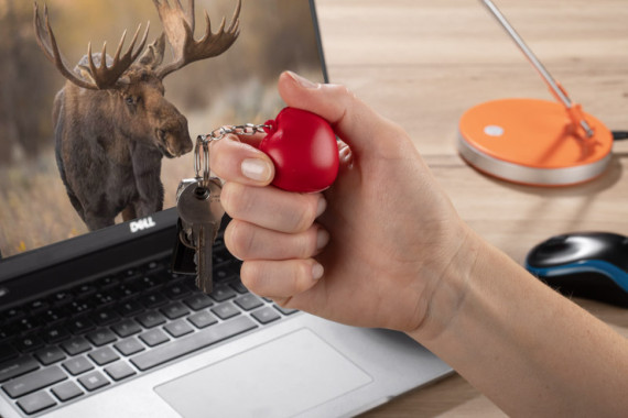 Antistresový kroužek na klíče LOVE