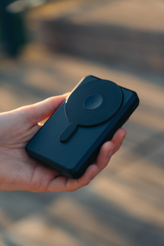 Magnetická powerbanka Urban Vitamin Delano 5v1 10000mAh 20W