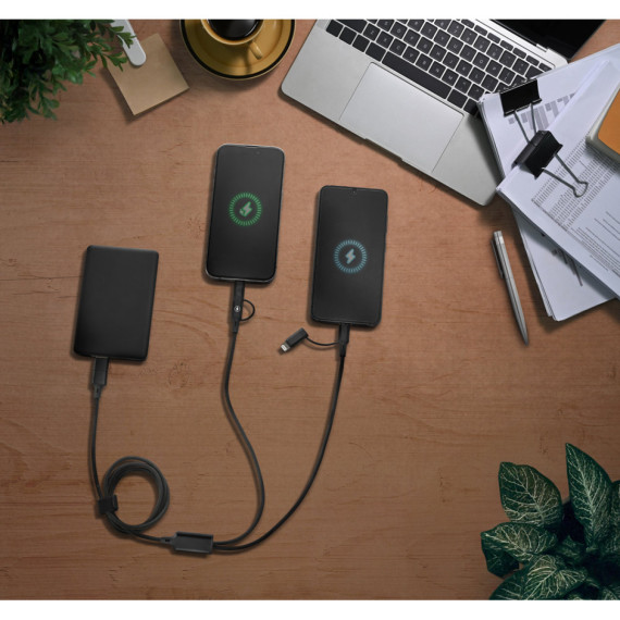 BERTOZZI. Superrychlý USB kabel 6 v 1 z recyklovaného hliníku (20 %) a recyklovaného PET (4 %)