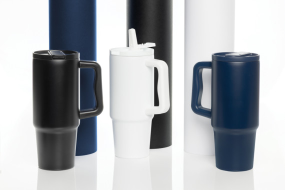 Netekoucí termohrnek Embrace z RCS nerezové oceli 900 ml